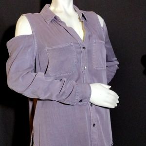 Rock & Republic cold shoulder blouse S